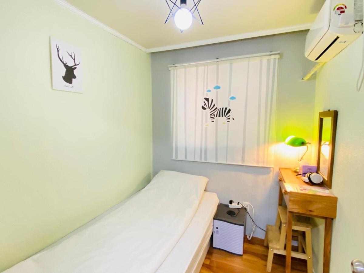 Aroha Guesthouse Seoul Station ภายนอก รูปภาพ